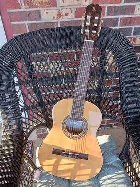 91024779 Admira Infante 1/2 Parlor Size Classical Acoustic Guitar Natural Made In Spain