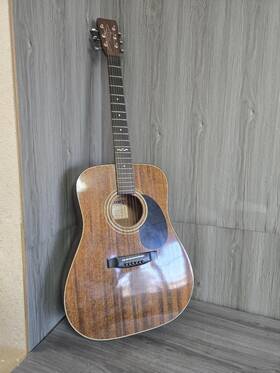 Pso038474 Alvarez 5222n Some Nicks In Headstock And Scratches Small Crack Se