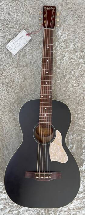 042418 Art &amp Lutherie And Roadhouse Faded Black Parlor Size Acoustic Guitar