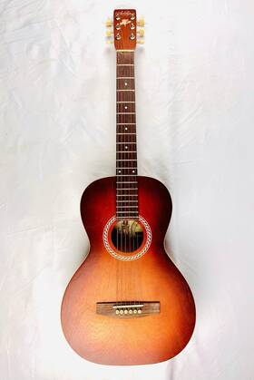 02264479 Art & Lutherie And Ami Parlor Guitar - Rare Solid Spruce Top 2002 Antique Burst