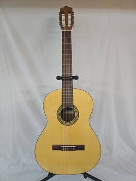 Austin Au339n Model Classical Acoustic Guitar With Case