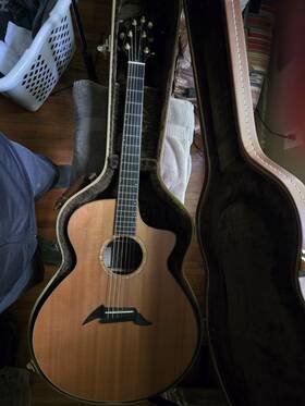 90-2346 Breedlove Gerhard Signature Grand Auditorium Acoustic Guitar With Hard Case