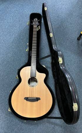 Abj250 Breedlove Sm4 Acoustic Electric Bass Guitar Without Hsc
