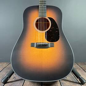 2933297 C.f. Martin Standard Series D-18 Satin With Hardshell Case 1935 Sunburst 2025