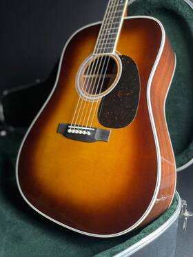 2959840 C.f. Martin D-35 Standard With Hardshell Case - 1933 Ambertone 2025