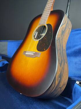 2972374 C.f. Martin D-x2e Ziricote With Soft Case - Burst 2025