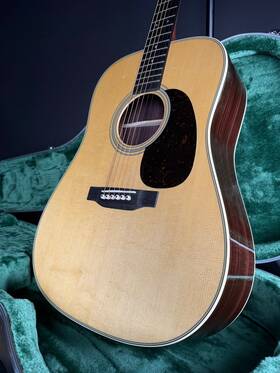 3051675 C.f. Martin D-28 Standard With Hardshell Case - Gloss Natural