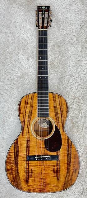 Collings 002h-koa Case 002h-koa Stunning Tonewood. Boutique Craftsmanship. Classic Elegance