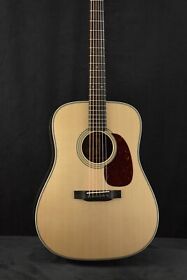32670 Collings D2h Natural