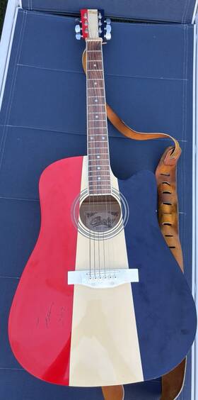 Copley Ca-28rwb Kenny Chesney Signed Dreadnought Acoustic Guitar Red White Blue With Case