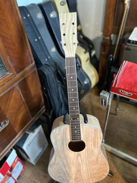 Custom-made By Builder Stm2025 Guitar Kit...ash Burl Figured Wood...well