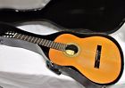 Ds20 Dauphin Classical Acoustic Guitar