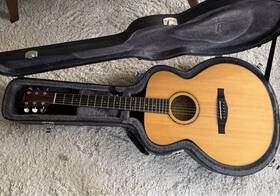 Ac610 Eastman Acoustic Guitar Hard Case Used - Good Condition 2007