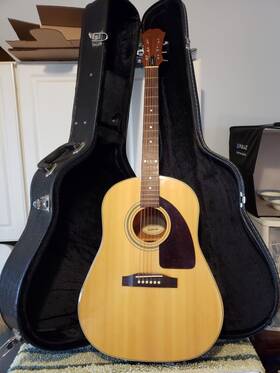 Aj-12e-na Epiphone Acoustic Guitar And Case Clean Hardly Used Nice Gift