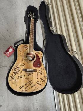 Dr-200cena Epiphone Model Wooden Acoustic Guitar With Hard Case