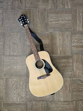 96112531 Fender Dg-3 Dreadnought Acoustic Guitar 6-string Full Size 1996 Beige Strap
