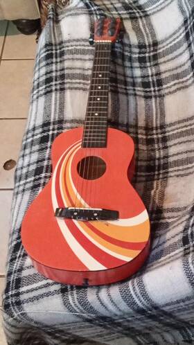 Fg412 First Act Discovery Childrens Acoustic Guitar Red 6 String Wood