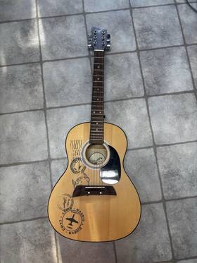 Mg397 First Act Guitar