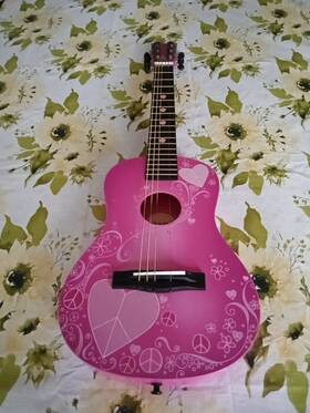 Pg3095 First Act Pink Childrens Acoustic Guitar Discovery Model Pg3095 First Act Pink Childrens Acoustic Guitar Discovery Model