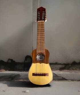 Gch-510 Gamboa 2003 10 String Charango Guitar Model From Bolivia With Soft Case