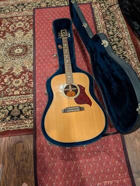 0511025 Gibson 2001 Songbird Deluxe Accoustic