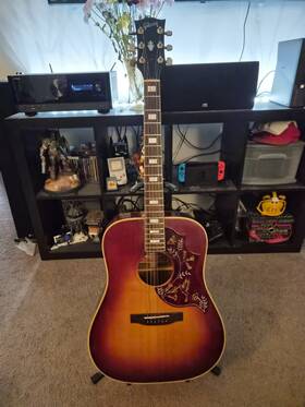 A407319 Gibson Vintage 1975 Hummingbird Custom Acoustic Guitar With Hard Case