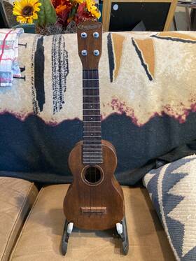 Uke-1 Gibson 1920s Soprano Rebadged Luthier Restored
