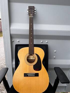 H-6340 Harmony Vintage Acoustic Guitar Made In Usa