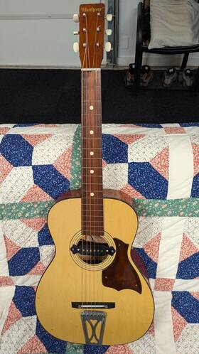 H6128 Harmony Vintage Stella 6 String Acoustic Guitar With Pickup