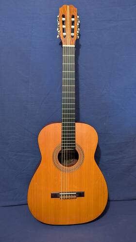 H6277 Harmony Vintage 1972 Classical Acoustic Guitar