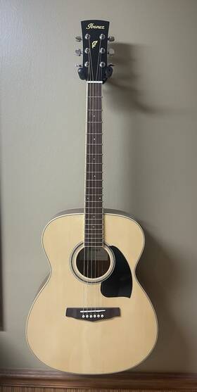 15-nt Ibanez Acoustic Guitar