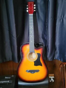 Joy-38c Joymusic 38-inch Acoustic Guitar With A Sunburst Finish. Model No