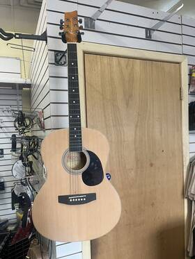 394d Kona Acoustic Guitar In Natural Color