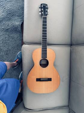 Larriv E 03-75041 Jean O-01 Parlor Guitar Rosewood Special Edition