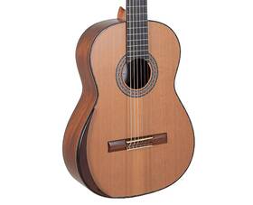 Manuel Rodr Guez 046662288000 Rodriguez Magistral D-c 4/4 Scale Classical With Armrest Cedar/mahogany Used