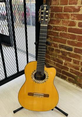 Marlon Francisco Navarro 840246018526 Vintage Acoustic Requinto Guitar With Cutaway 1999
