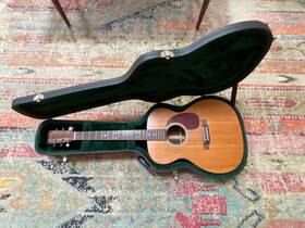 000-1r Martin 1999 Acoustic Guitar - Excellent Condition Rosewood