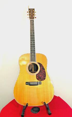1031652 Martin D-42 Standard Dreadnought Acoustic Guitar Natural