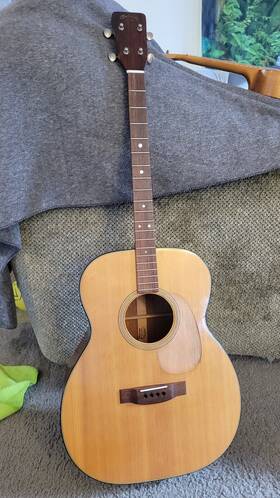 231146 Martin 1967 Tenor Guitar Used With 1960 Bulwin Case