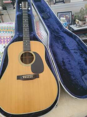 331821 Martin D-28 Used Acoustic Guitar 1963