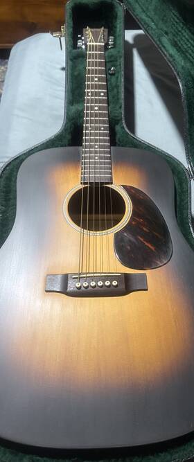 681443 Martin Cf 1999 Dm Serial Number 681443. Beautiful Flawless Guitar With Hard Case