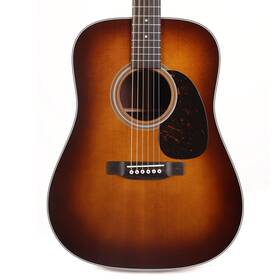 Martin 729789686471 Standard Series D-28 Acoustic Guitar Ambertone