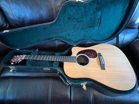 Dpca5 Martin Acoustic Guitar With Case Very Good Condition