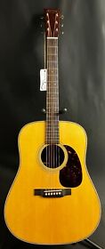Hd-28 Martin Standard Dreadnought Acoustic Guitar Vintage Natural Finish
