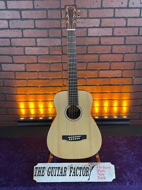 Martin Lx1-7095-u 2024 Lx1 Little Acoustic Guitar - Natural Store Demo With Marti