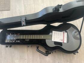 Cthgldblk2 Mcpherson Touring Carbon Fiber Honeycomb Guitar Brand New Free Shipping