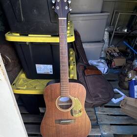 T331 Mitchell T331/ns Dreadnought Acoustic Guitar Mahogany With Gig Bag Picks Strings