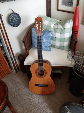 Tc-24 Prelude Classical Acoustic Guitar 6 String Right Handed Needs Strings