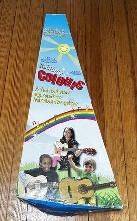 Rainbow Colours 060263830009 3/4 Classical Guitar With Colored Strings