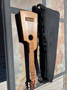 Sam Redding Go Guitar 0140gm Backpacker With Case